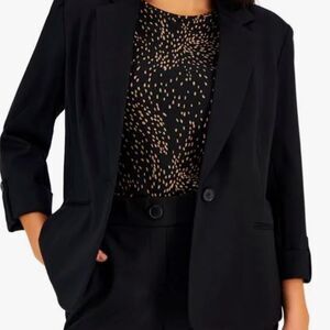 Anne Klein Single Button 3/4 Sleeve Black Stretch Blazer. Size Small.